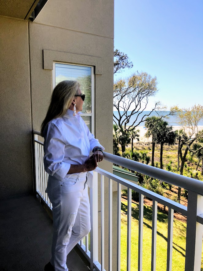 All White – Professional Decisions