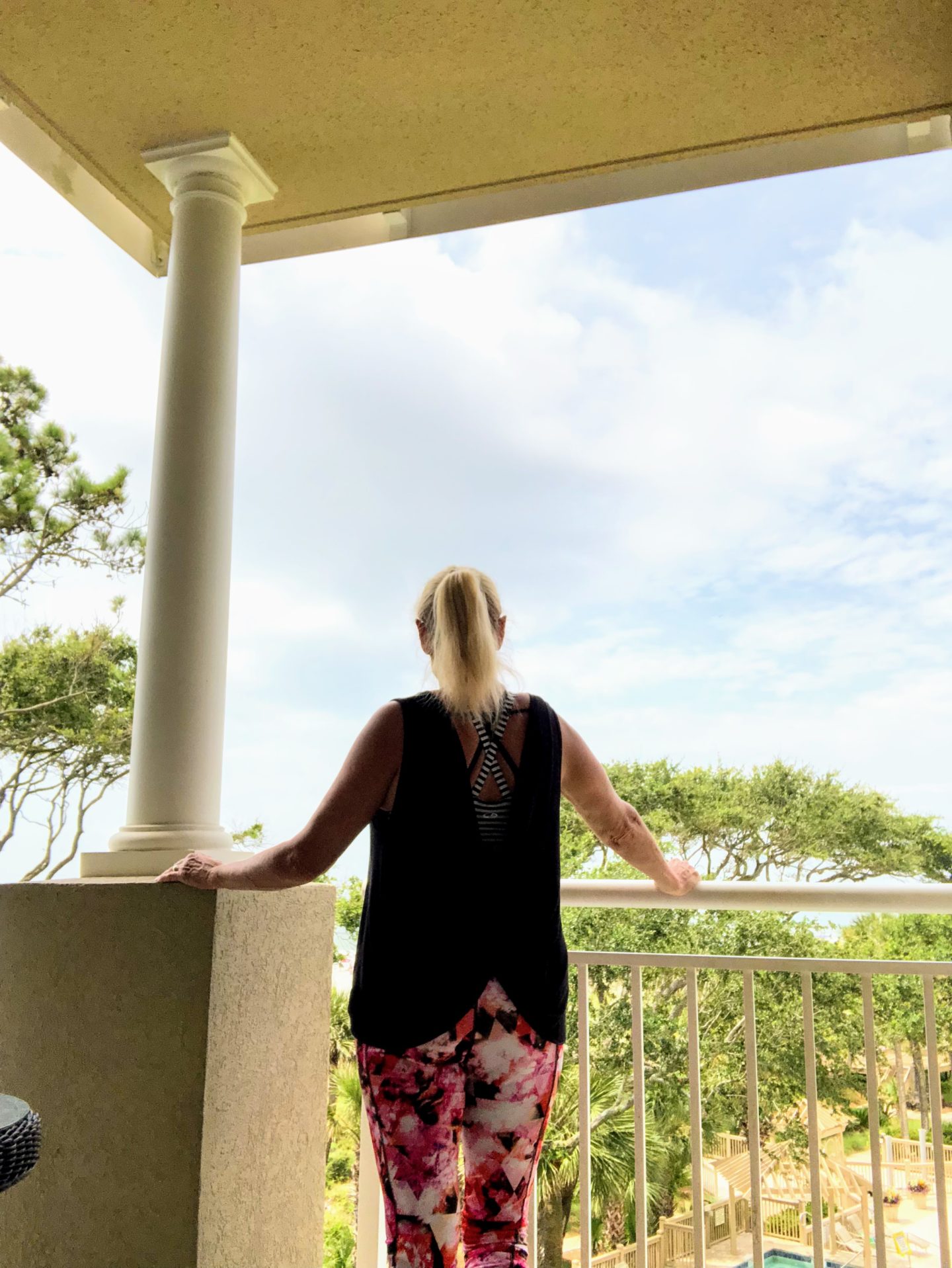 Robin is wearing Athleta