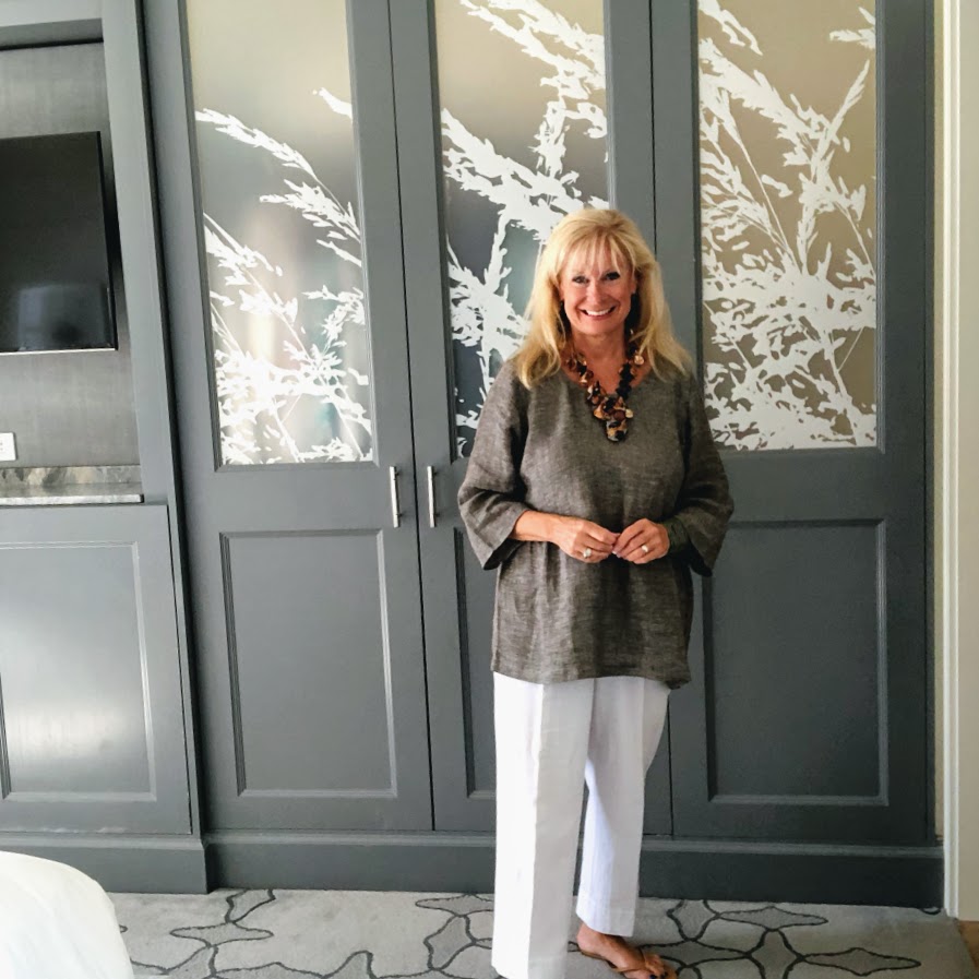 Robin is wearing JJill style and Love Thy Jewelry-Hello I'm 50ish