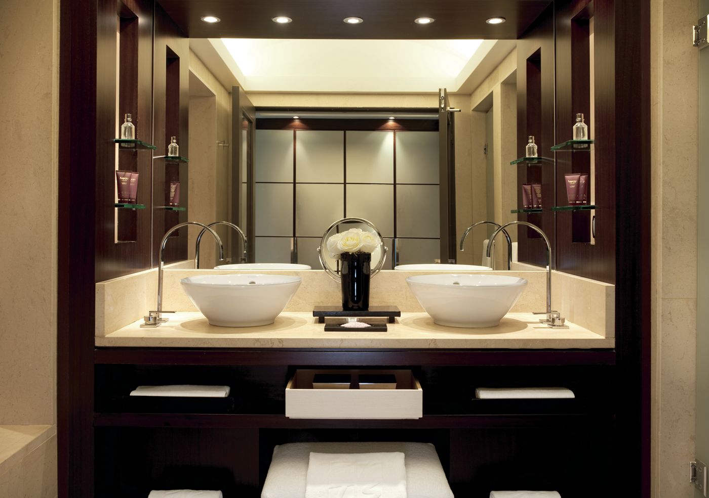 Hotel Arts Barcelona Guest Bathroom