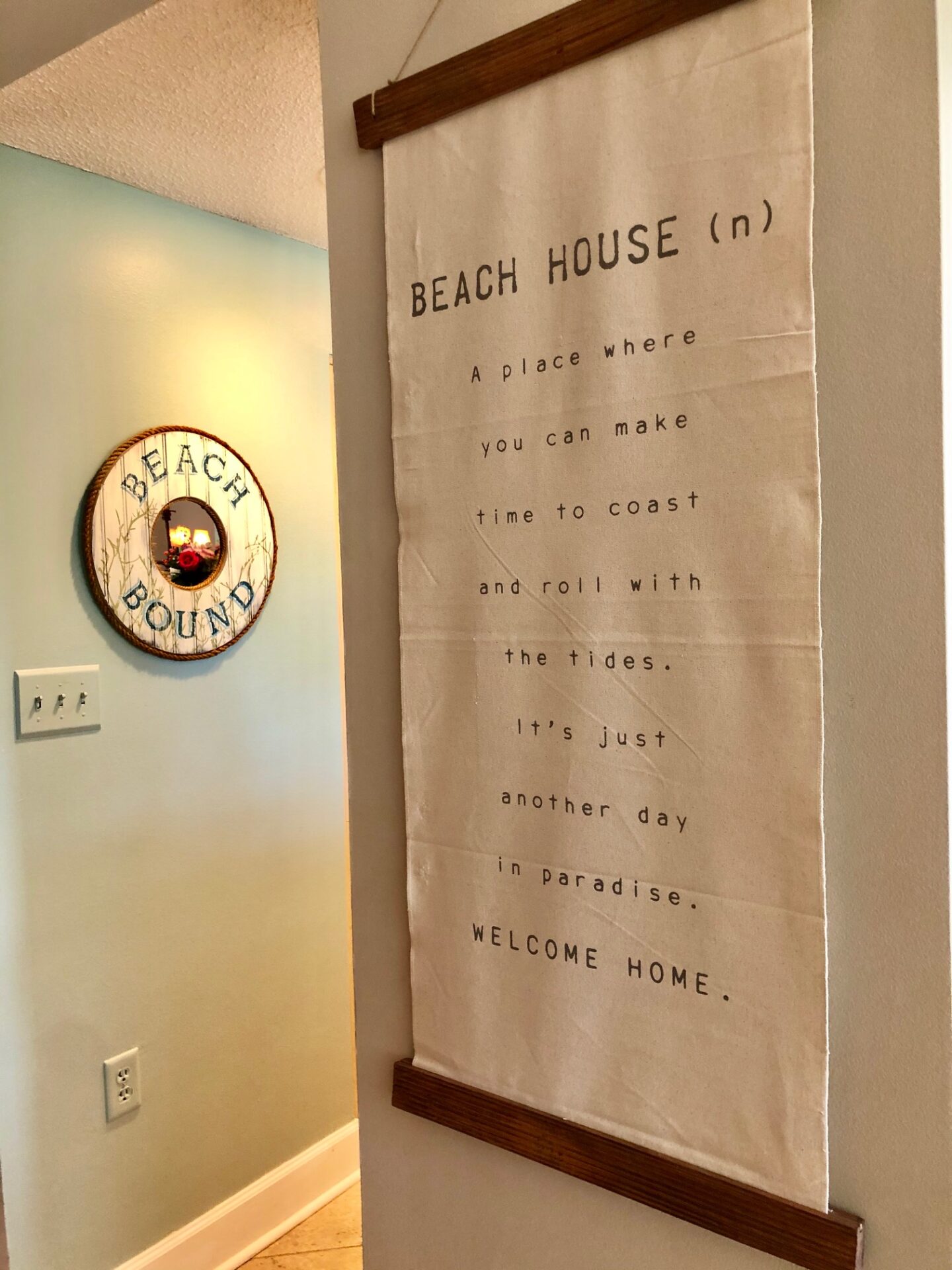 Beach House hanging canvas from mud Pie.