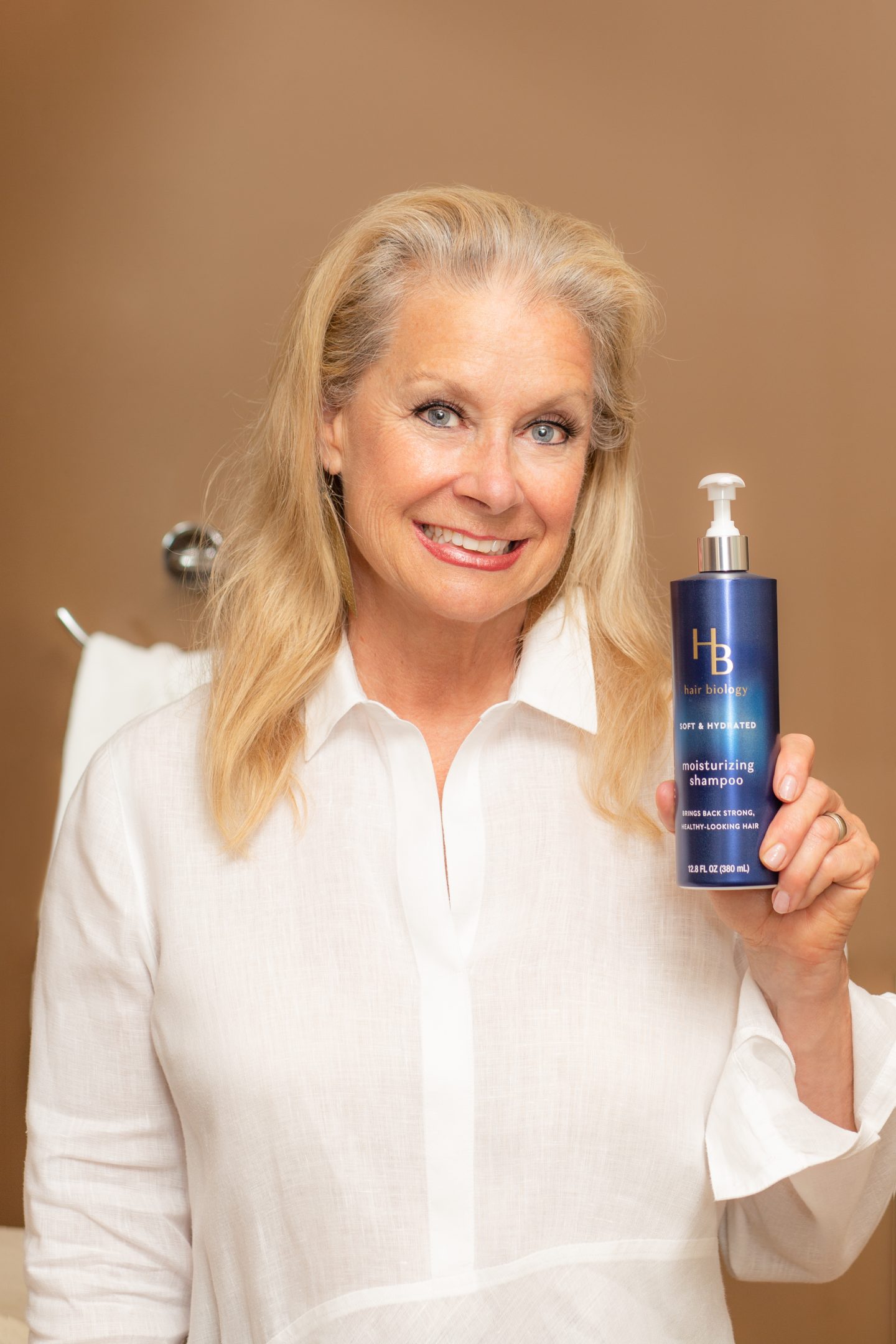 Hair Biology Soft & Hydrating Shampoo