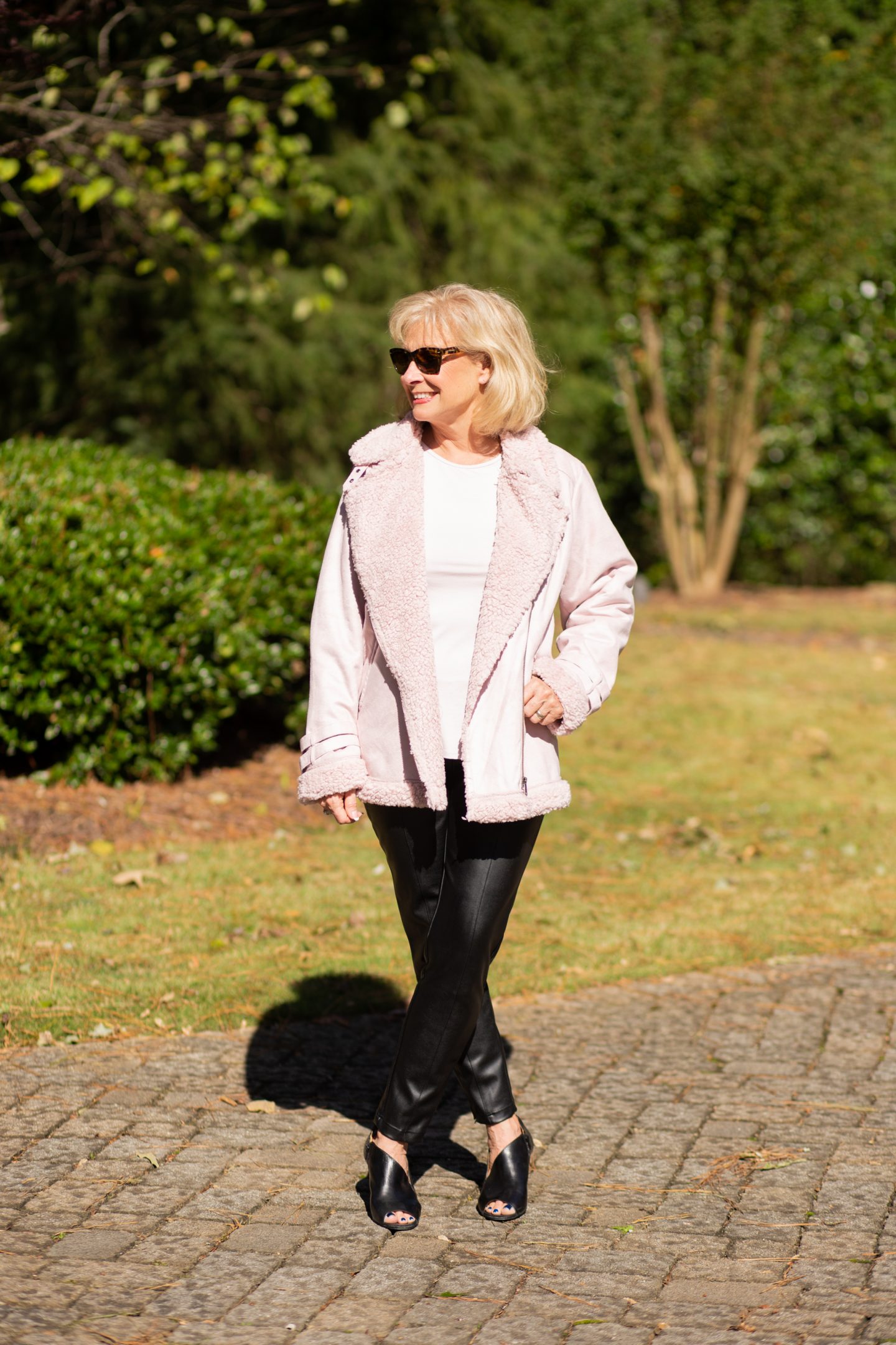 The Aspen jacket and Hayden pants from Peach are perfect for date night.