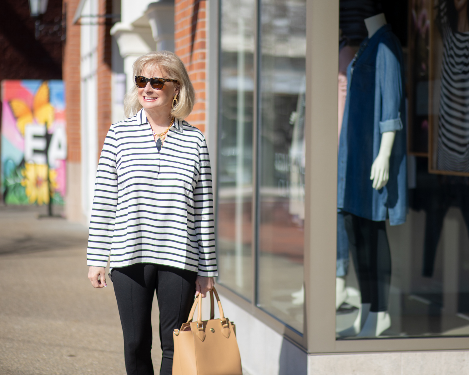 What to Wear To A Super Bowl Party at Home