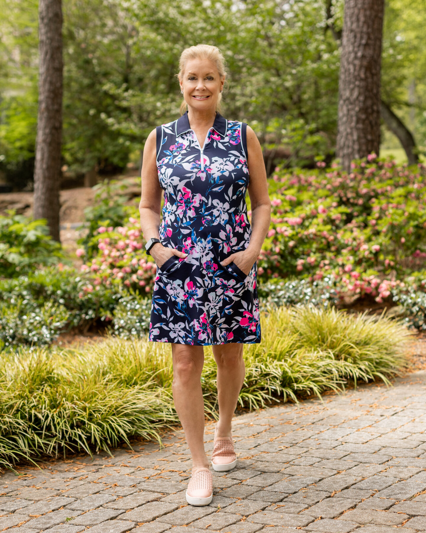 Wearing sleeveless polo dress from Jofit's Rojito Collection for a casual style