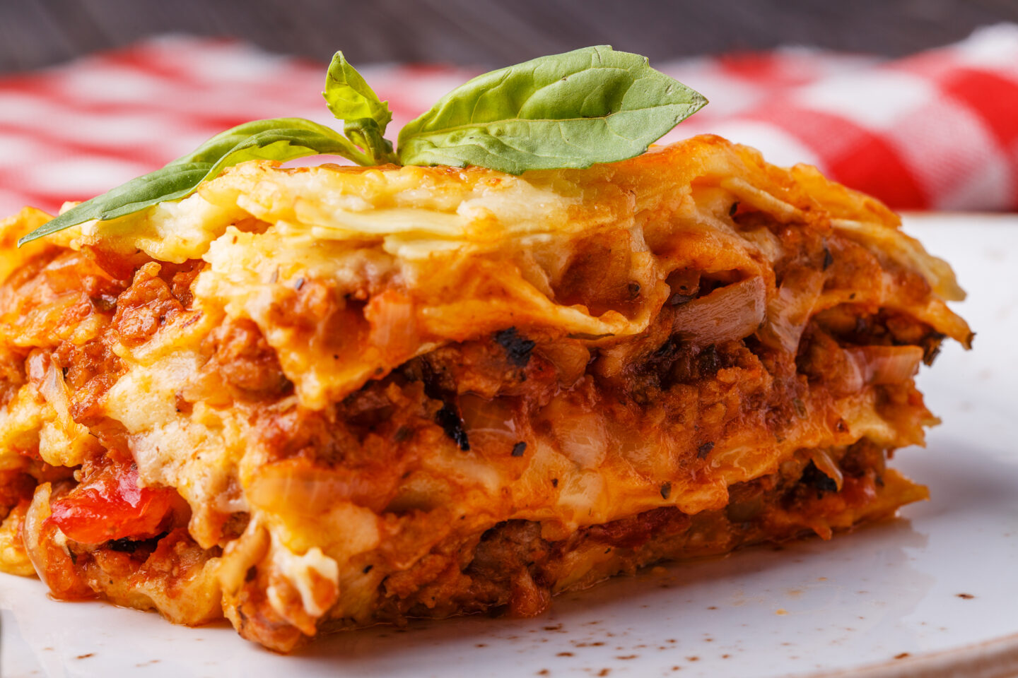 Beef lasagna with ricotta cheese