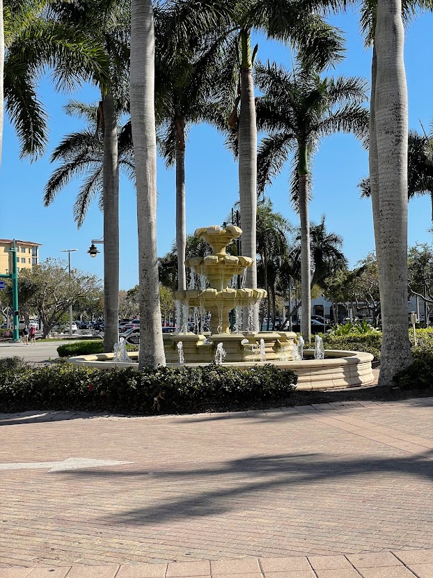 Esplanades Fountain at Marco Island