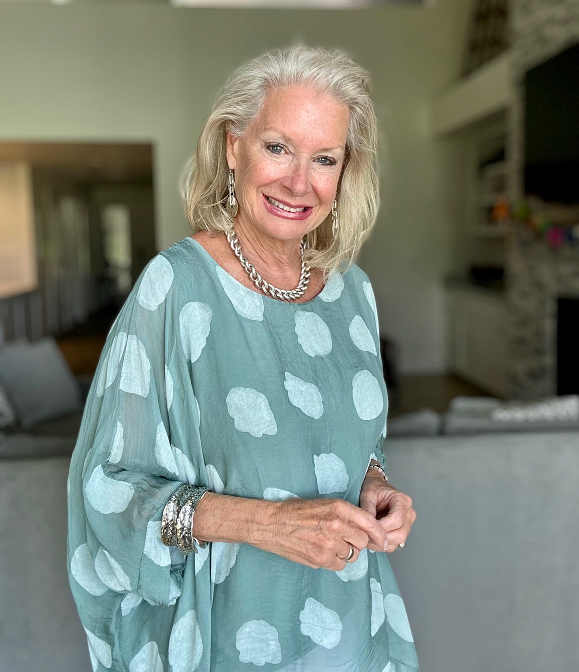 4 Easy Ways to Enhance Your Everyday Style if You’re Over 50