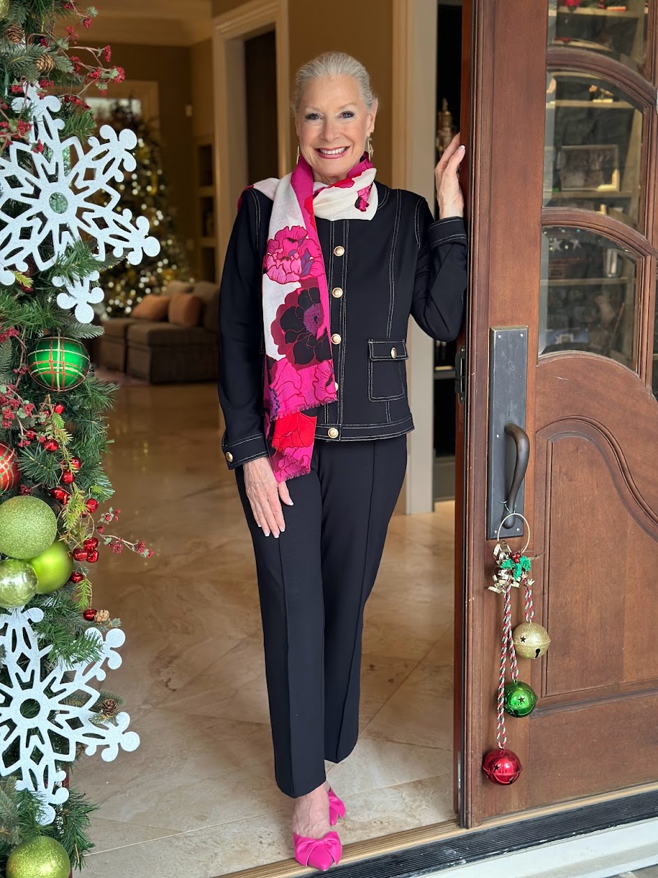 How to Look Effortlessly Chic in a Pantsuit for Women